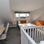 Burn House Hébergement de vacances