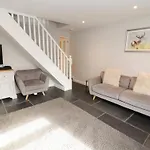 Burn House Hébergement de vacances